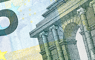 How much have wages changed in Ireland’s tech sector?